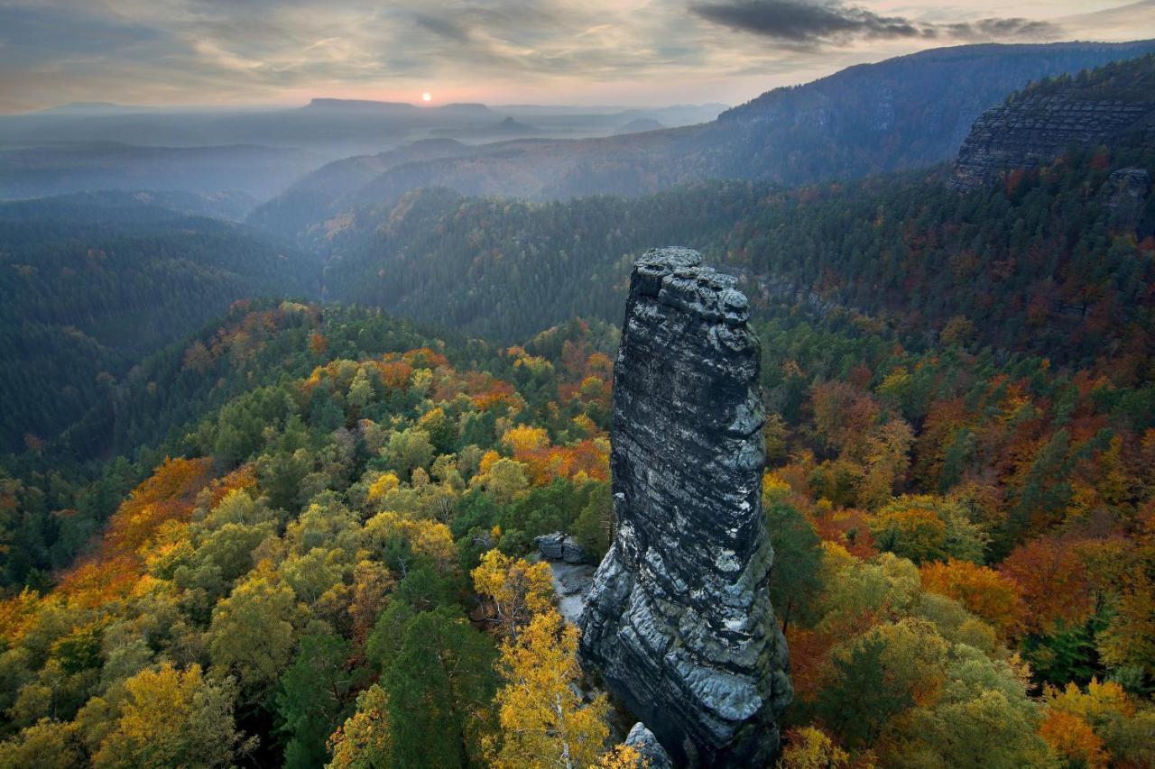Resort Mezna Хренско Экстерьер фото