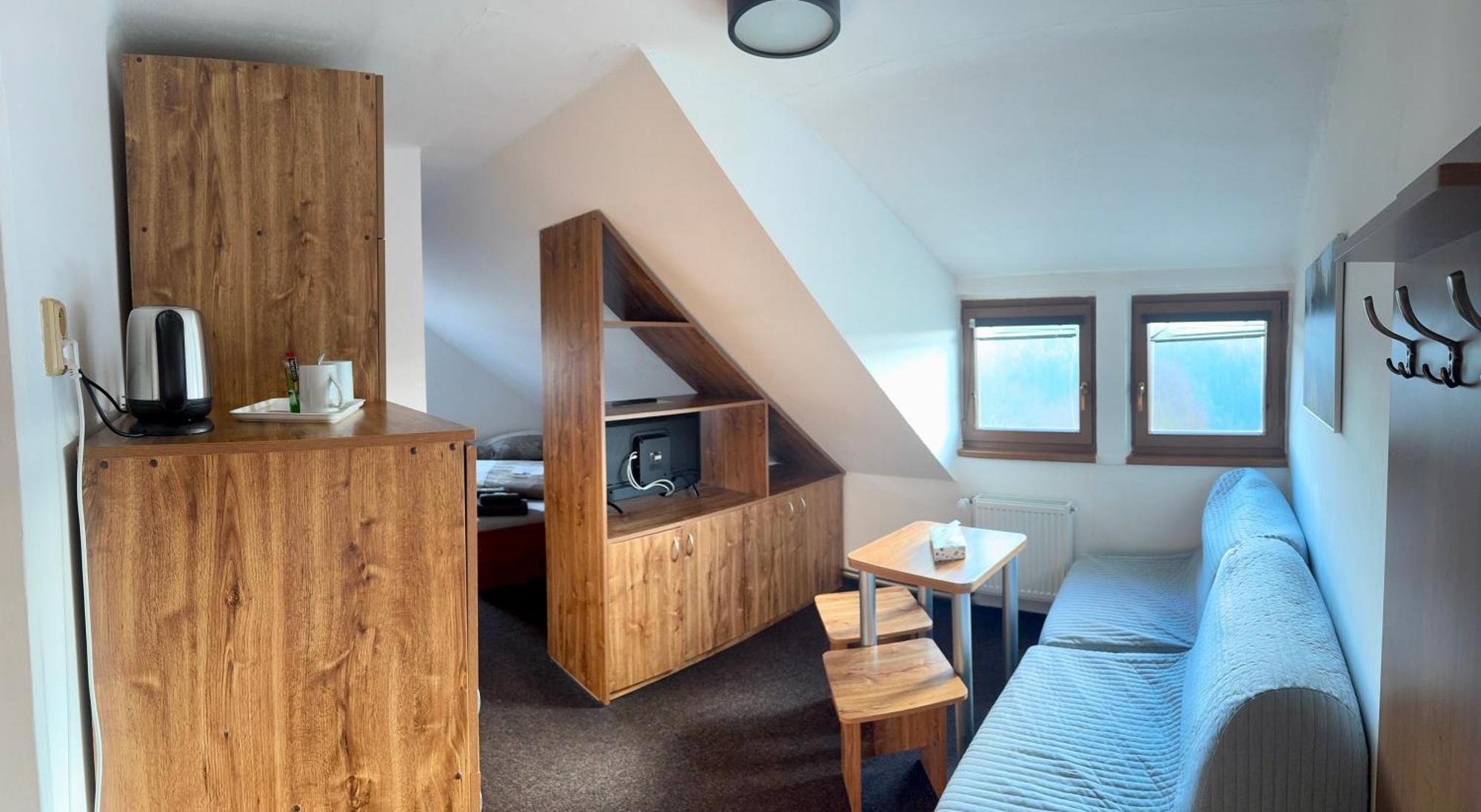 Resort Mezna Хренско Экстерьер фото