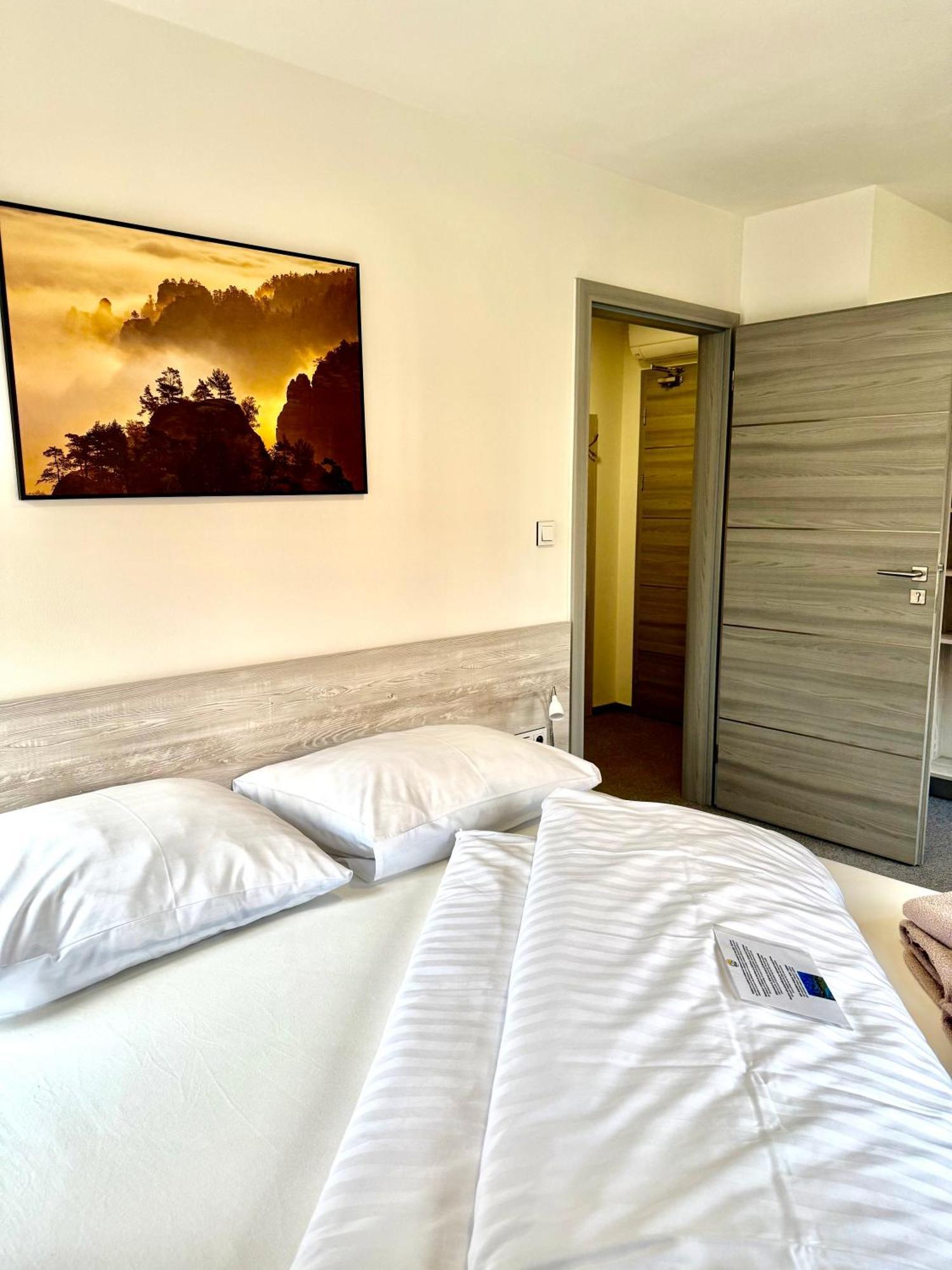 Resort Mezna Хренско Экстерьер фото